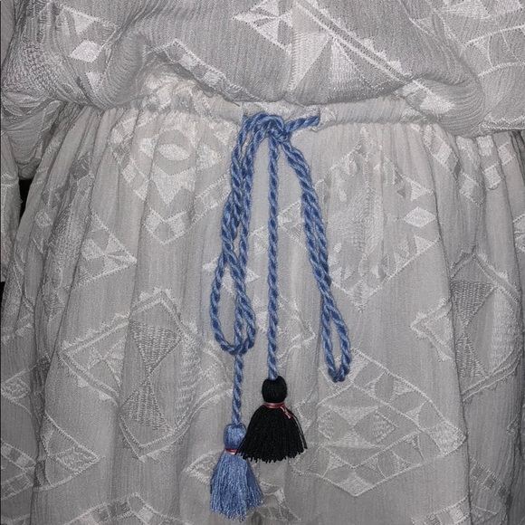 Patterned White Romper - Picture 2 of 8